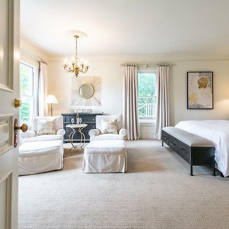 Lakewinds Country Manor Bed & Breakfast Niagara-on-the-Lake ภายนอก รูปภาพ