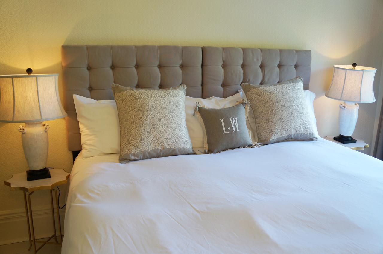 Lakewinds Country Manor Bed & Breakfast Niagara-on-the-Lake ภายนอก รูปภาพ