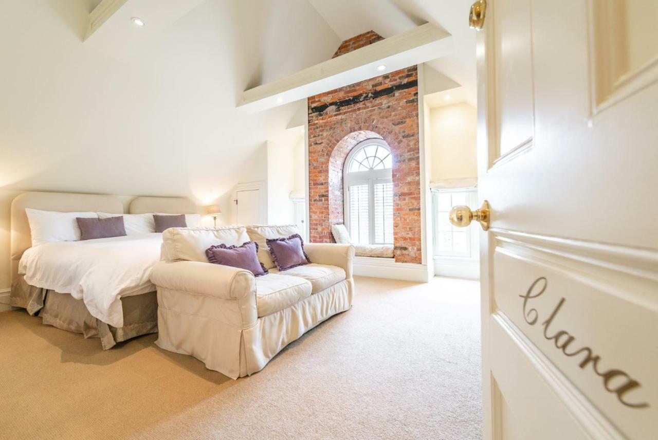 Lakewinds Country Manor Bed & Breakfast Niagara-on-the-Lake ภายนอก รูปภาพ